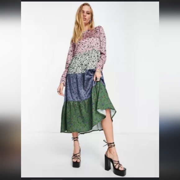 Twisted Wunder Dresses & Skirts - Twisted Wunder long sleeve midi smock dress in mixed patchwork floral US Size 10